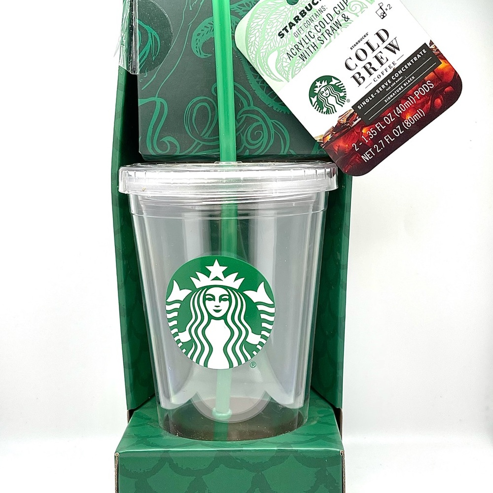 NEW 2020 Starbucks Acrylic Cup & Straw